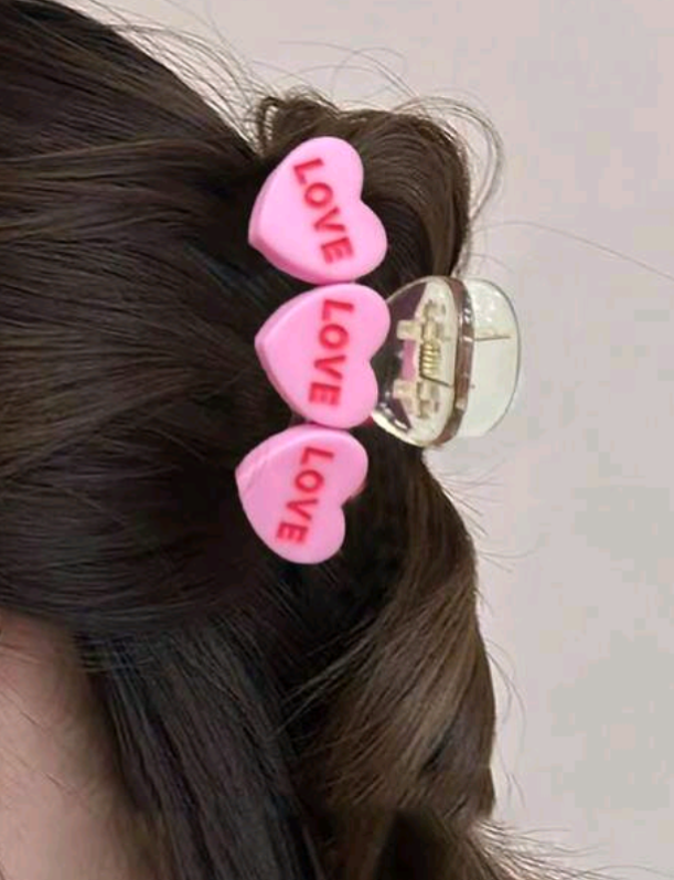 Love clip