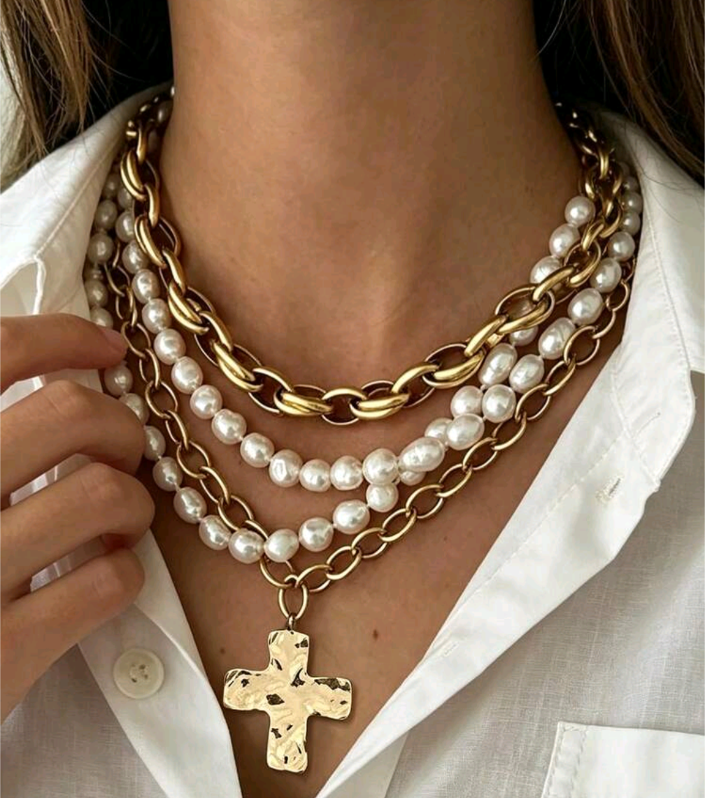 Trending Chuncky Necklace Set - Cross