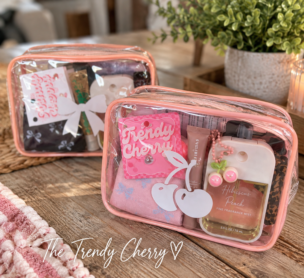 Cosmetic filled gift set