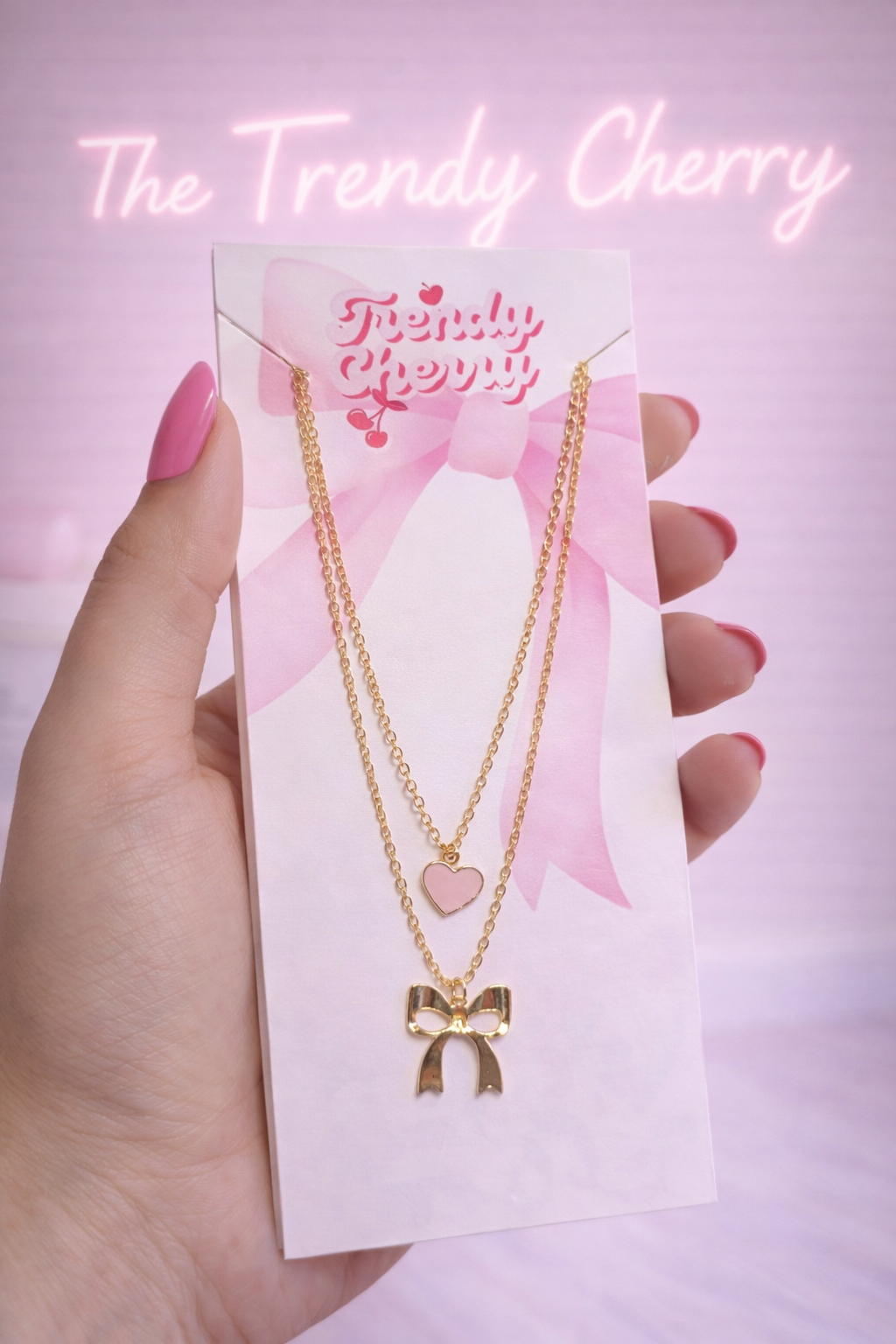 Heart and bow necklace set