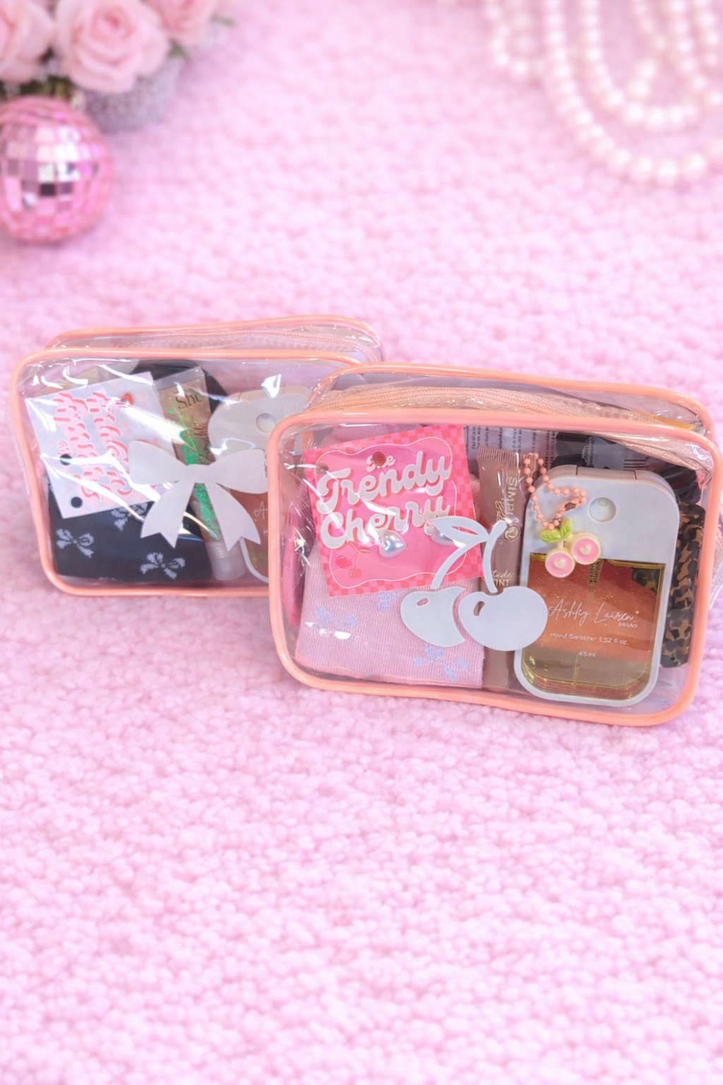 Cosmetic filled gift set