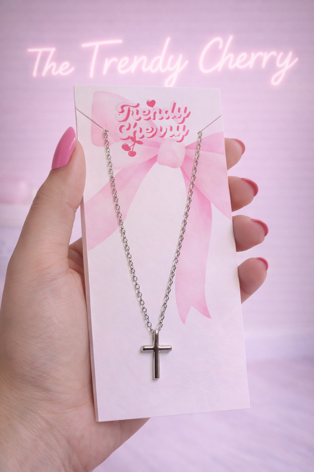 Classic silver Cross necklace