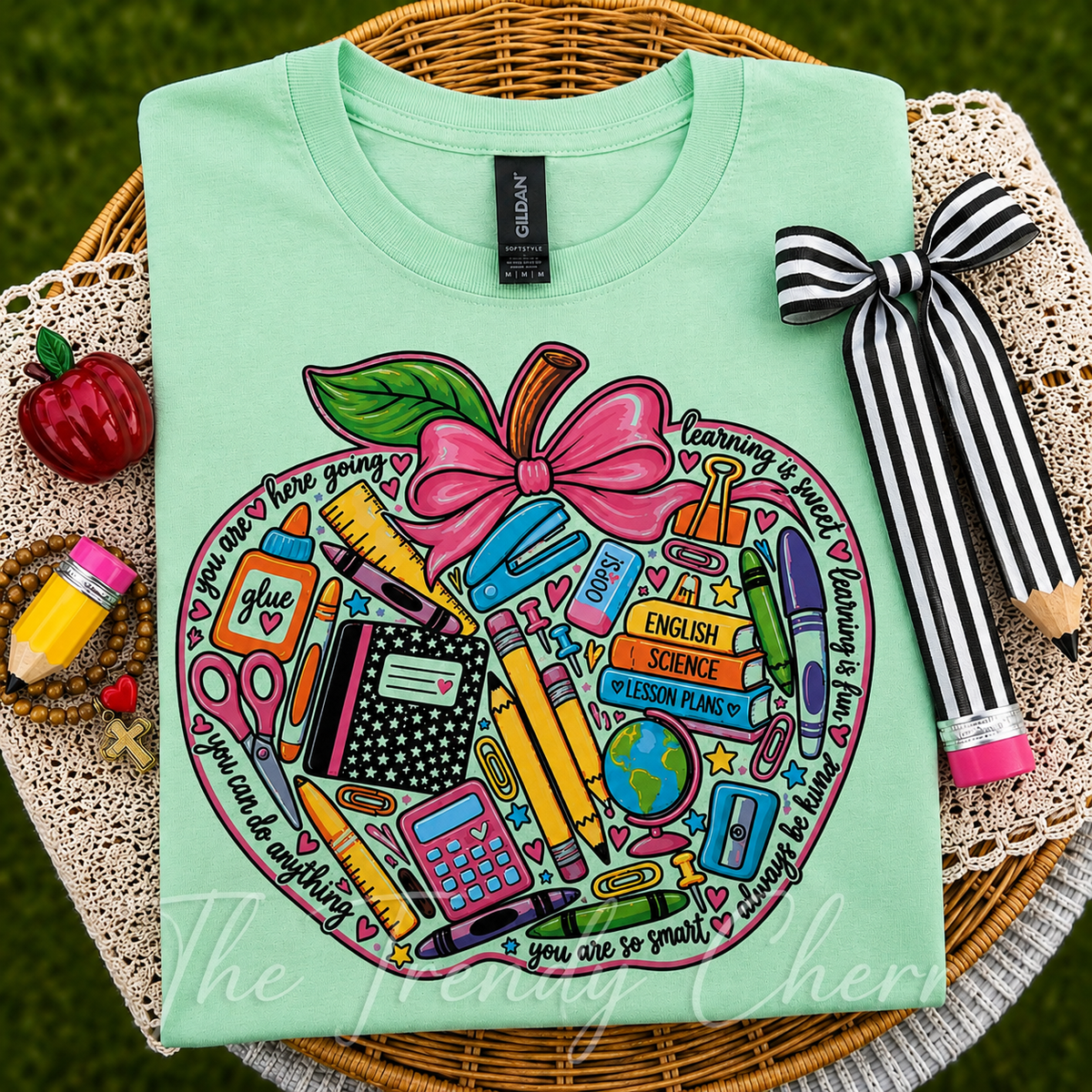 Teachers Apple T-shirt